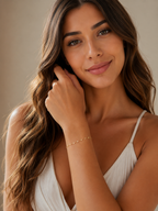 Lip Textured Chain Bracelet