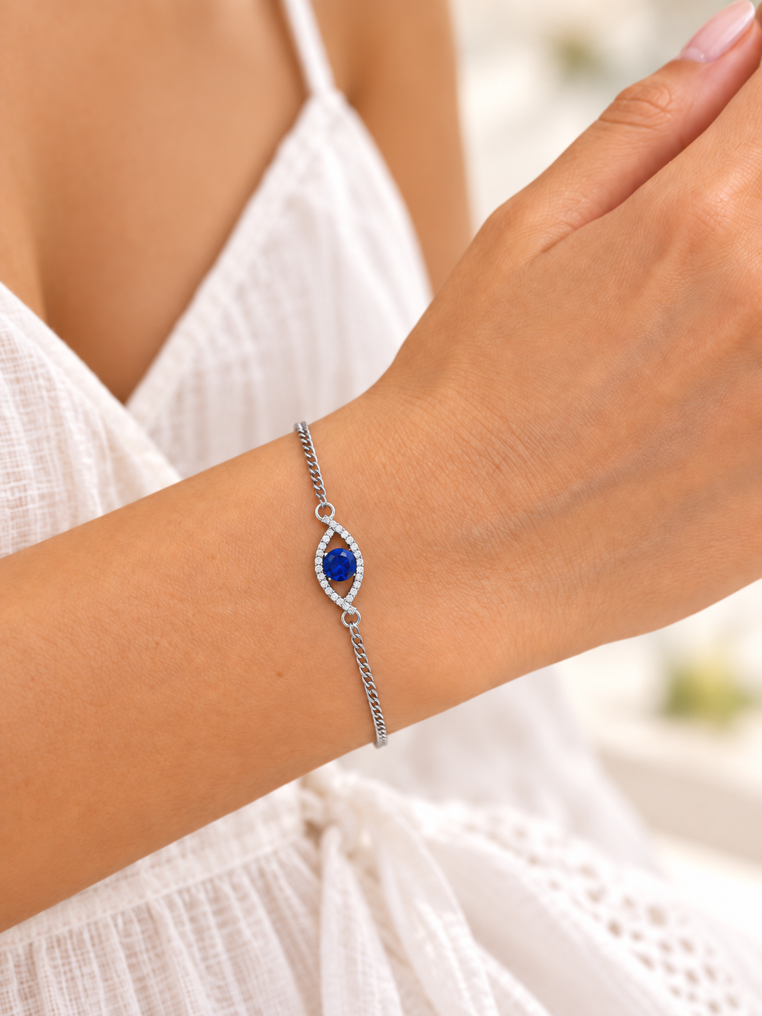 DUGO Blue Evil Eye Bracelet – view 3