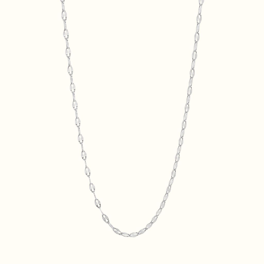 DUGO silver diamond cut lip chain necklace with a delicate, modern link design on a clean white background.