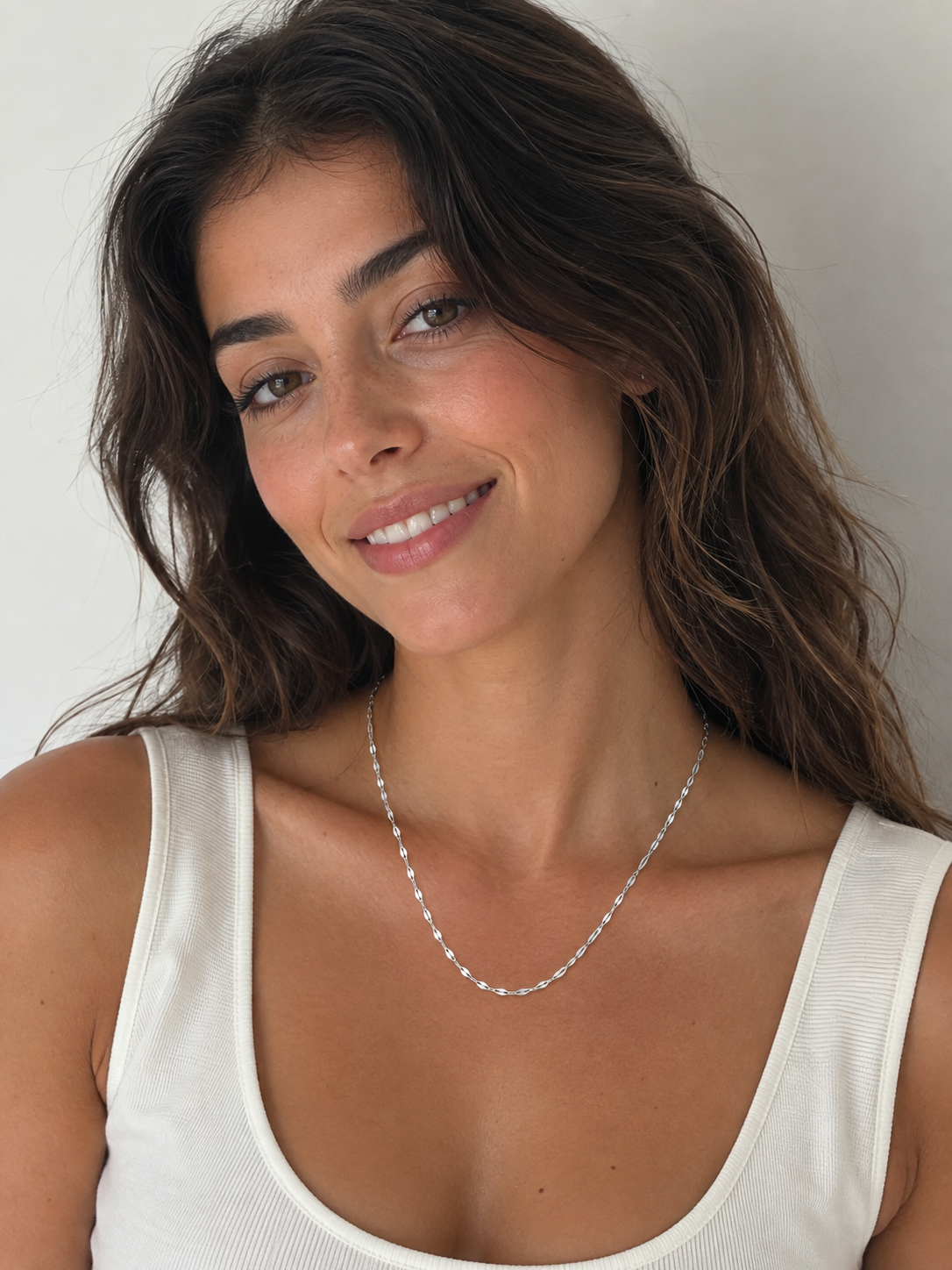 DUGO Diamond Cut Lip Chain Necklace – view 6