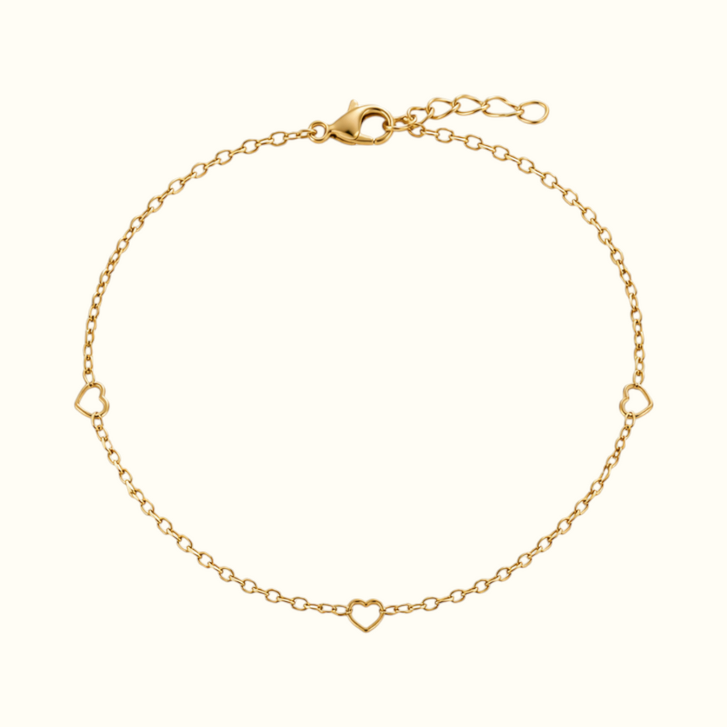 DUGO delicate gold chain bracelet featuring three minimalist open heart station links with a lobster clasp closure.