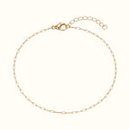 DUGO dainty 18K gold filled paperclip chain bracelet with an adjustable extender and secure lobster clasp.