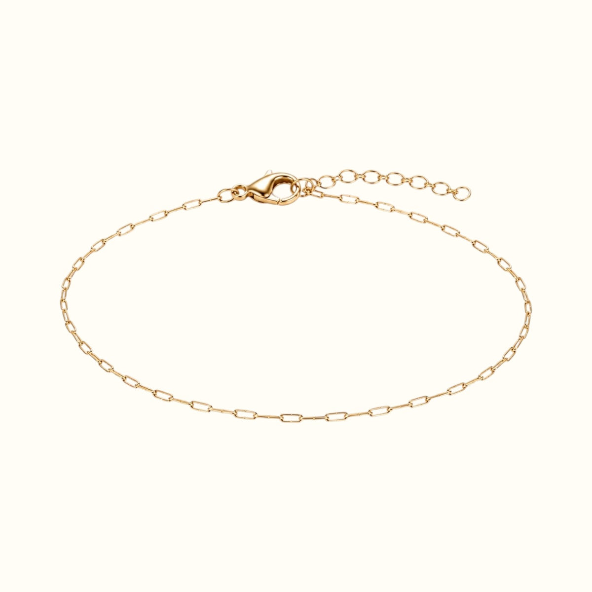 DUGO dainty 18K gold filled paperclip chain bracelet with a secure lobster clasp and adjustable extender chain.