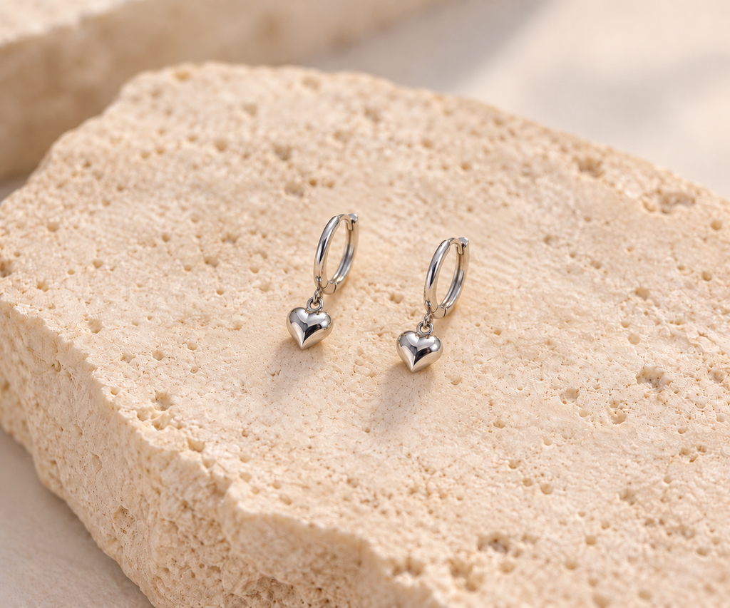 DUGO Heart Hoop Earrings – view 7