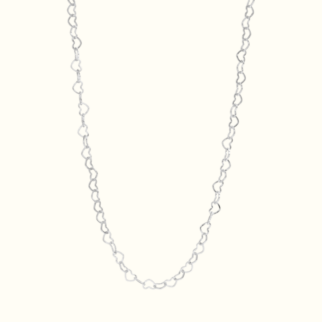 DUGO silver mini open heart chain necklace with delicate heart-shaped links for a romantic layered look.