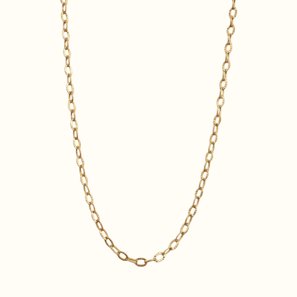 DUGO gold 18K gold-filled stainless steel oval link chain necklace with a textured finish for everyday wear.